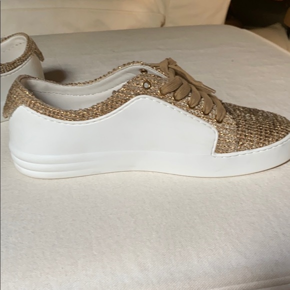 Chanel sneakers - Picture 6 of 16